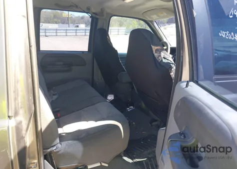 2002 Ford F-250 Lariat/Xl/Xlt z USA, uszkodzony, nr VIN 1FTNW21L92EC03726